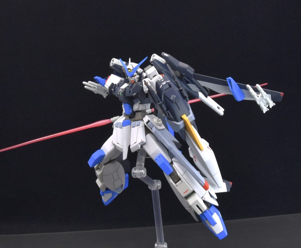 サーベルは両刃仕様です。