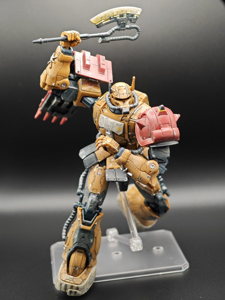 今回は組み立て済み中古品に部分塗装と雑めに汚しして簡単に仕上げて見ました。