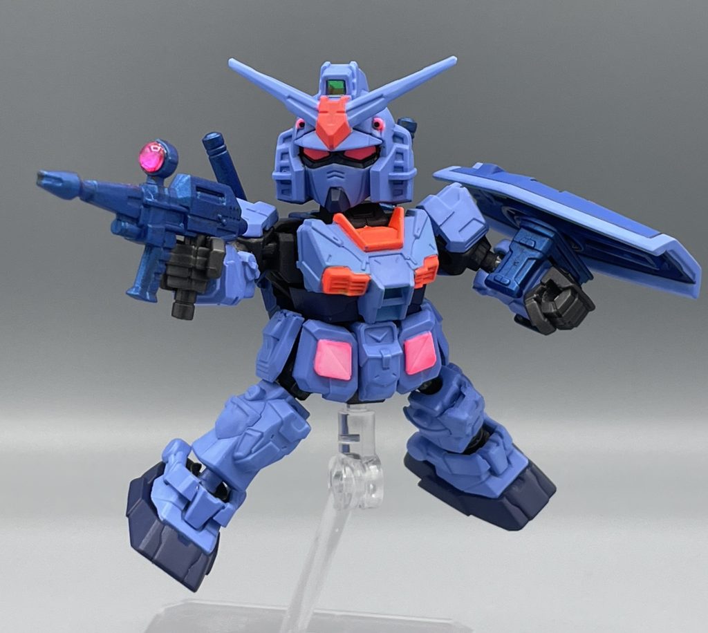 哀、ふるえる哀 ♪  藍、筆ぬる 藍 ♪  WWW  劇場版ポスターや、ガンダムベース限定で発売されている「ガンプラくん」はもう少し濃い青ですが、今回は皆様に褒めて頂けることが多いキャンプラ・ブルーで仕上げてみました。