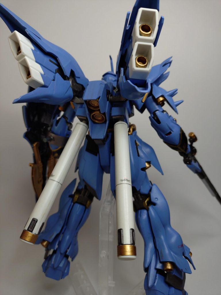 背面製品版GSFカラーから大きくアレンジした部分です。オリジナルカラーそのままにポイントでゴールド塗装。