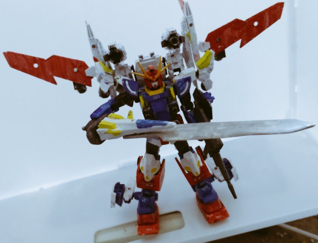 必殺技はファイナルラースラッシャー。