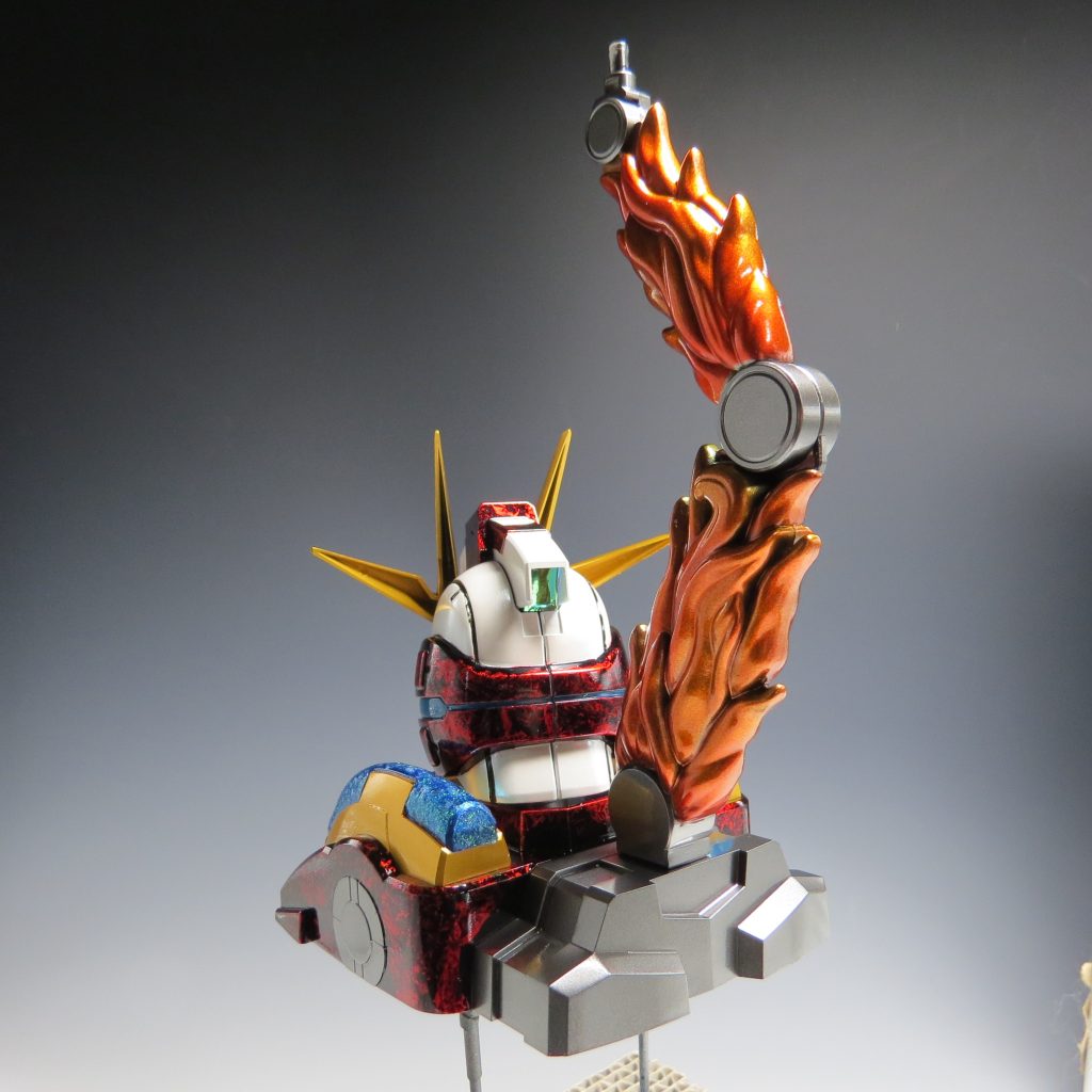 背部の炎はグラデーション塗装で仕上げています最後まで閲覧ありがとうございました