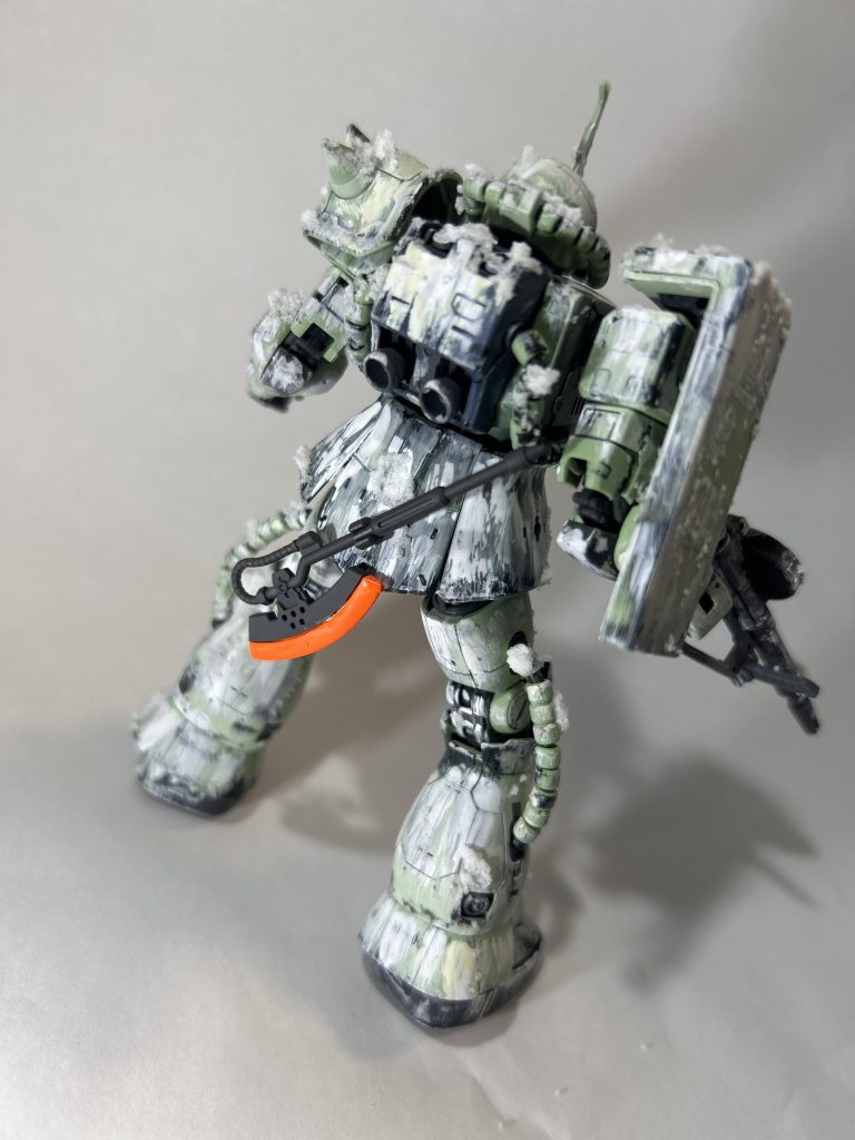 ザクII 冬季迷彩–3枚目/制作者：クレイジーピピジュニア