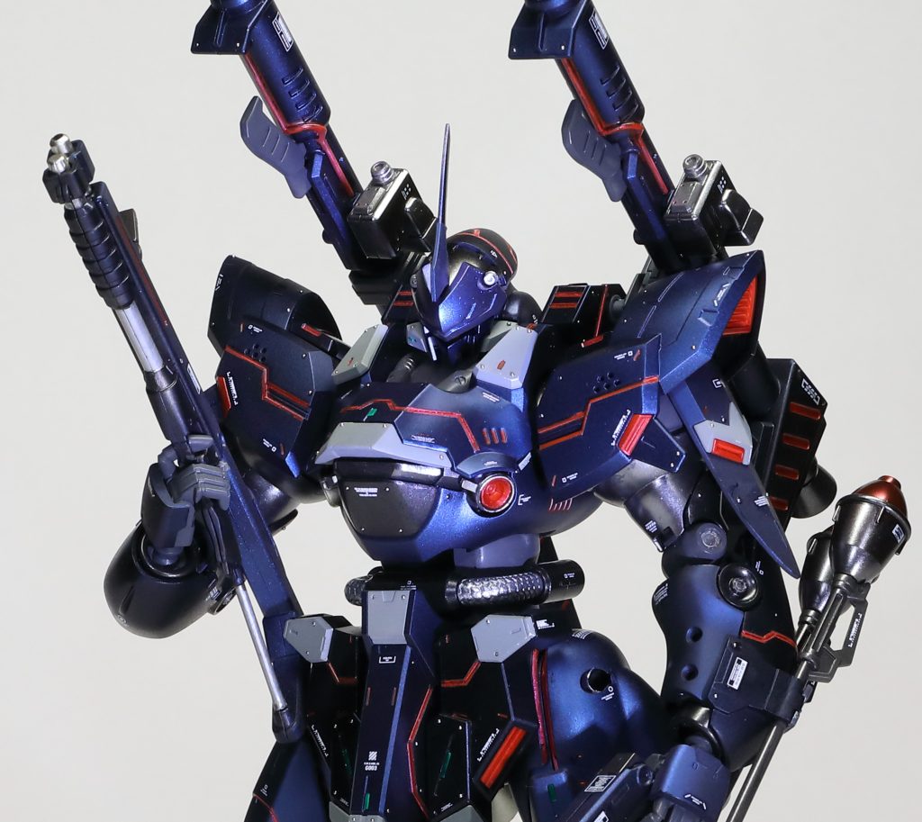 バストアップ。ポージングと撮影が非常に難しい。斜め上からの画角が一番綺麗でしたが、目が映らないので知らない人からは「どこが顔?」と思われそうです・・・実際のキットはガチで全方位イケメンなので見かけたら迷わずGETして下さい!