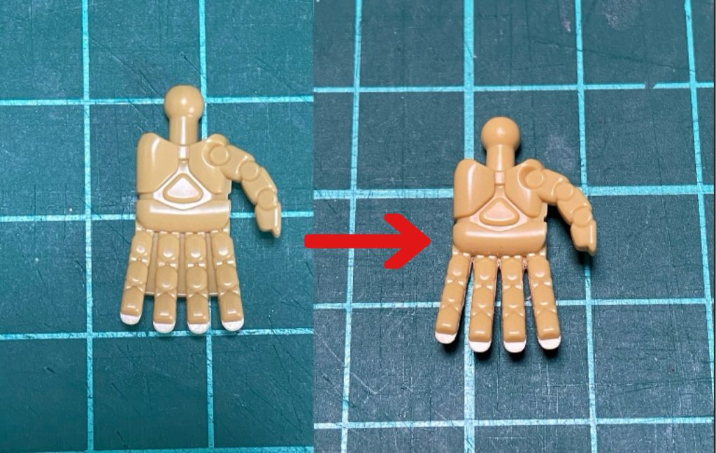 平手が付いてるのはグッドポイント。しかし水掻きの様な整形、グリモアは宇宙海賊が運用しているようで、海賊だから水掻きなのか？と思いつつ(絶対違う)プラ用の薄刃ノコでカット。5分足らずで出来るのでオススメです。