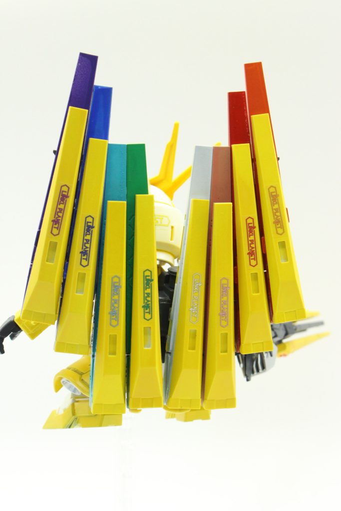 プラネットファンネルはそれぞれ、属性能力が付与されている。たとえばユウカのブルーは水属性、エリカのレッドは炎属性といったように。ロングレンジ・プラネットファンネルにはレミ自身の属性「雷」と「土」の属性。通常、属性は1人につき1つが原則であるが、進化したレミは二つの属性を使いこなしている。スピードや電撃を用いる雷と、大地や岩を用いる土の属性は相性が最悪であるが、そこはレミの発想の転換で「電気と大地」を組み合わせた「重力操作」を可能にしている。