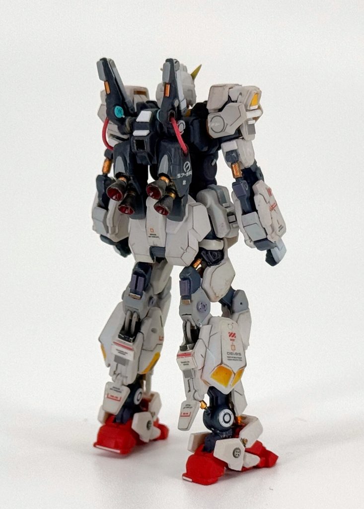 このマークⅡのまま次回はティターンズカラーを製作したいなと。ビームライフルやサーベルつけるならスクラッチかぁ、、という重い腰がありますが。