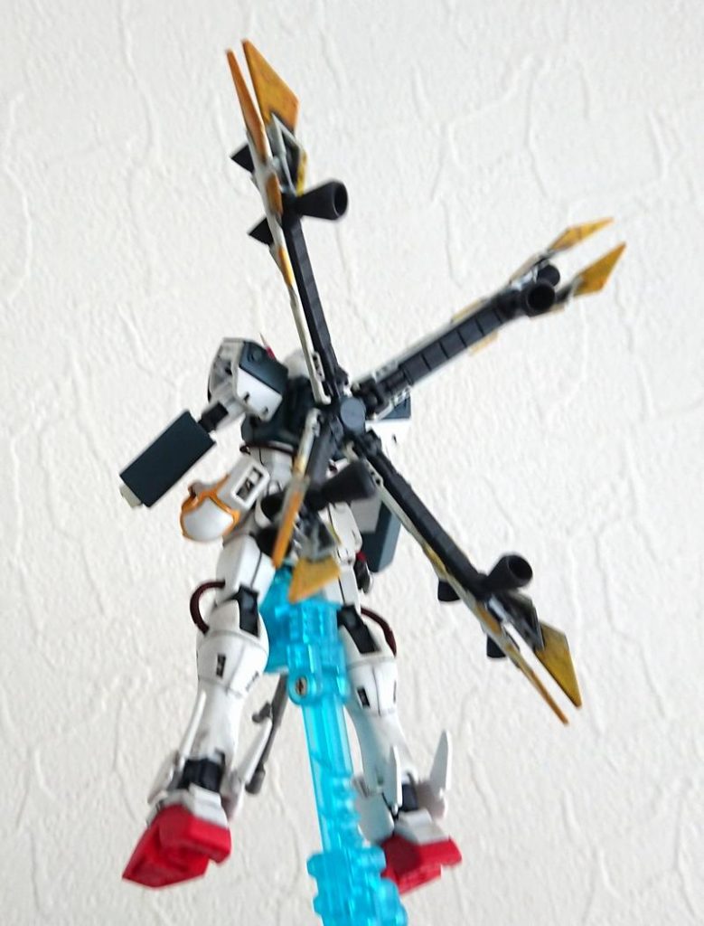 リアスラスターはＸ－２のものを基にしています。