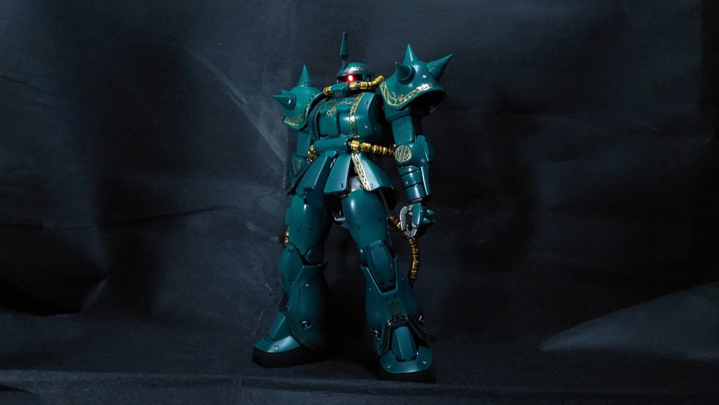 ドズル・ザビ専用ザクII–2枚目/制作者：詐癡佯呆