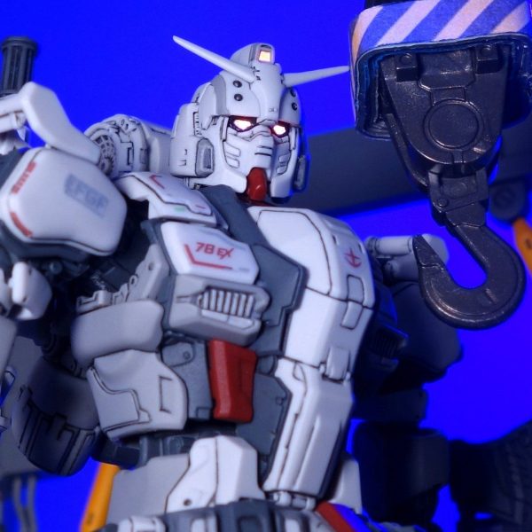 HG-ガンダムEX(RFV)をミニクレーンで組立て