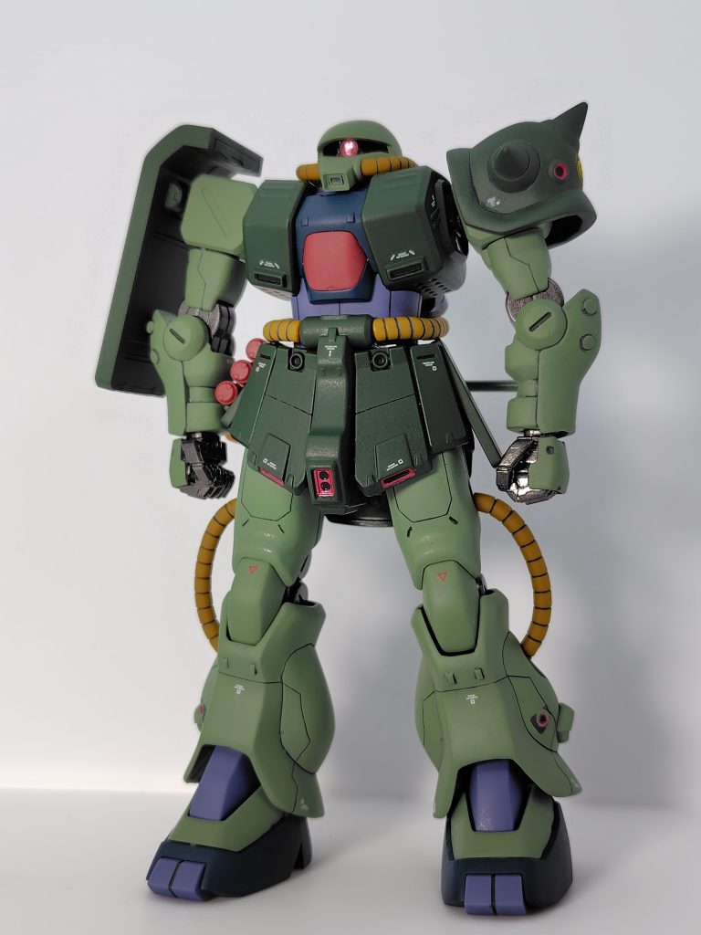 HGUCのこのキットは、手足が細い！とかで評判でしたので、前腕と下腿を1.5㍉ほど太くする工作をしましたが、、画像だとあまり伝わらず、、個人的には大満足です。