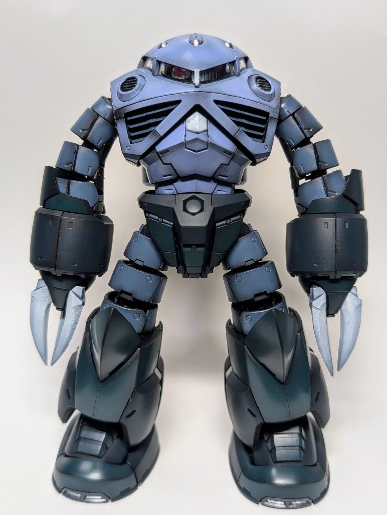 素立ち正面から