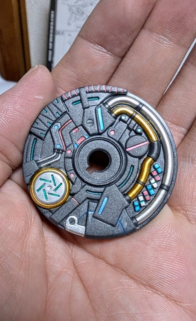 Iフィールドジェネレーターパネルコレも塗り分けはガンダムマーカーが大活躍