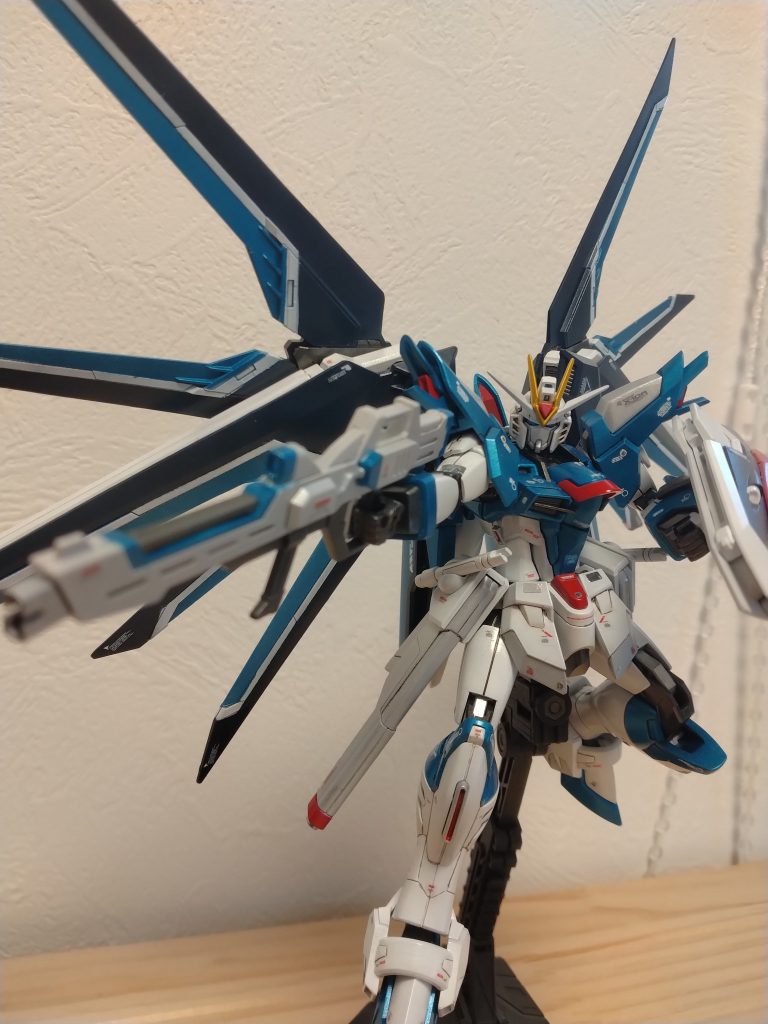 昔のSEEDキットに見られたビームサーベルポロリが無くなってて感動！