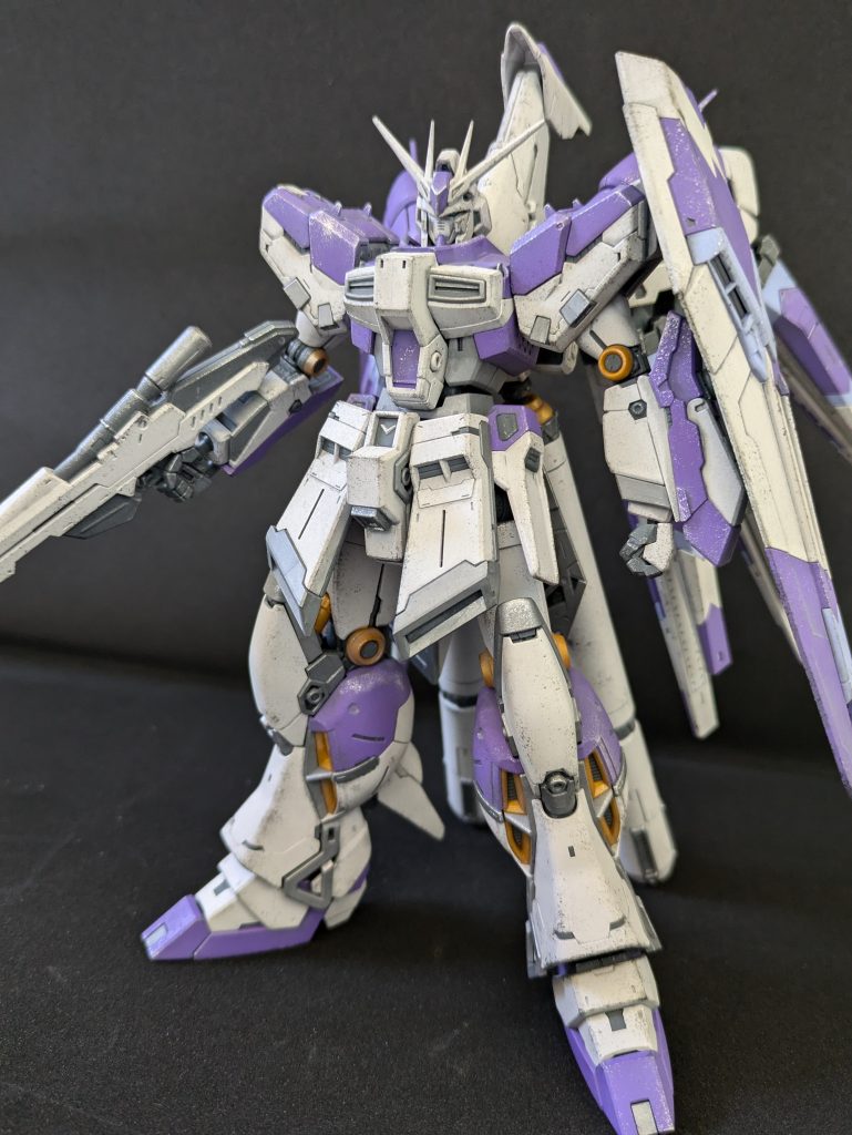 Hi-νガンダム(紫、緑目ver)–2枚目/制作者：すぎうらお