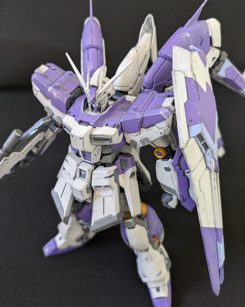 Hi-νガンダム(紫、緑目ver)–3枚目/制作者：すぎうらお