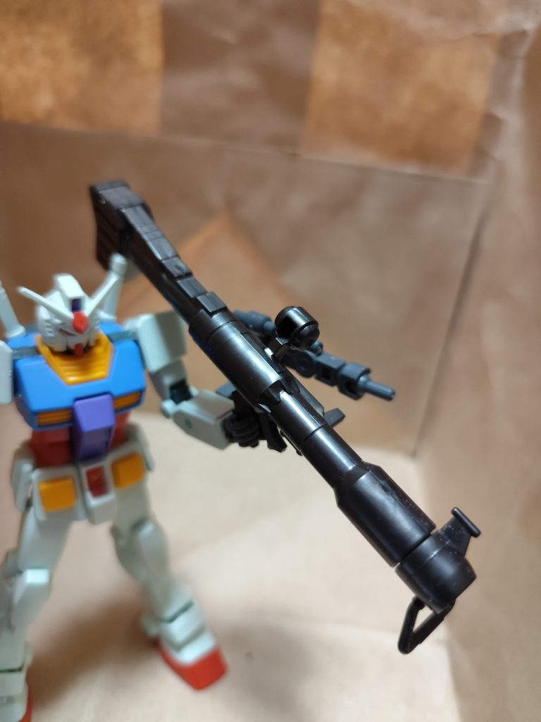 拠点攻撃用にジャイアントバズも装備させました。