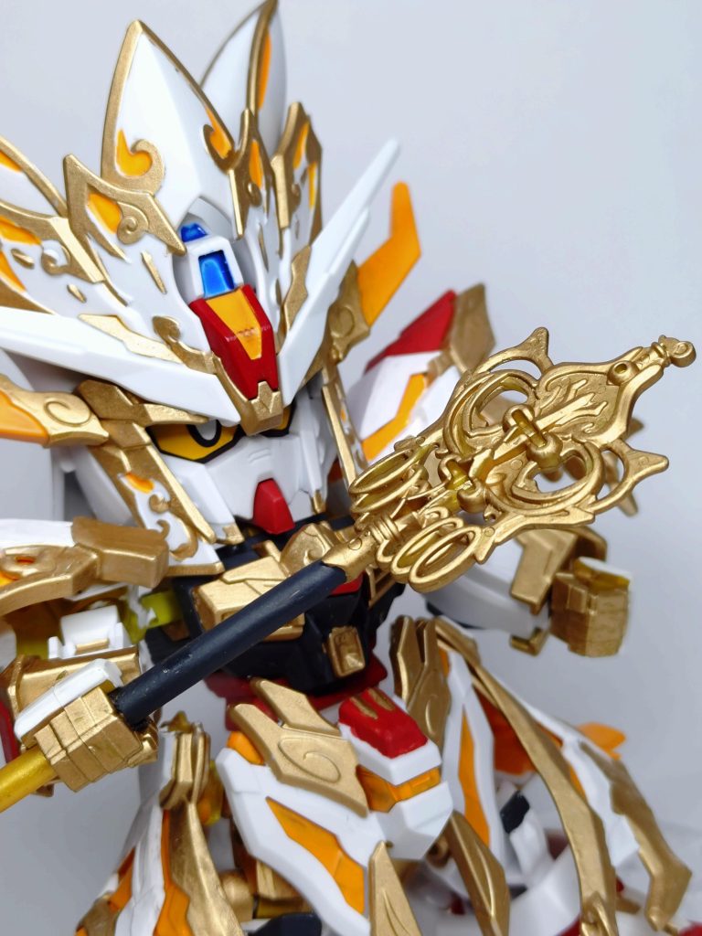 《星王の錫杖》本体のゴールドとは違うゴールドを使ってます。持ち手部分はミッドナイトブルーなんですが…塗装がはげてる…写真撮る時に気付きました…【EXTRA VIEW】