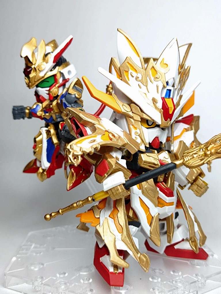 キットに同梱されていた悟空インパルス。組み立ては娘にお願いしました。塗り分けは片手間にぱぱっとしてますので、よく見るとなかなかの仕上がりになってます(笑)