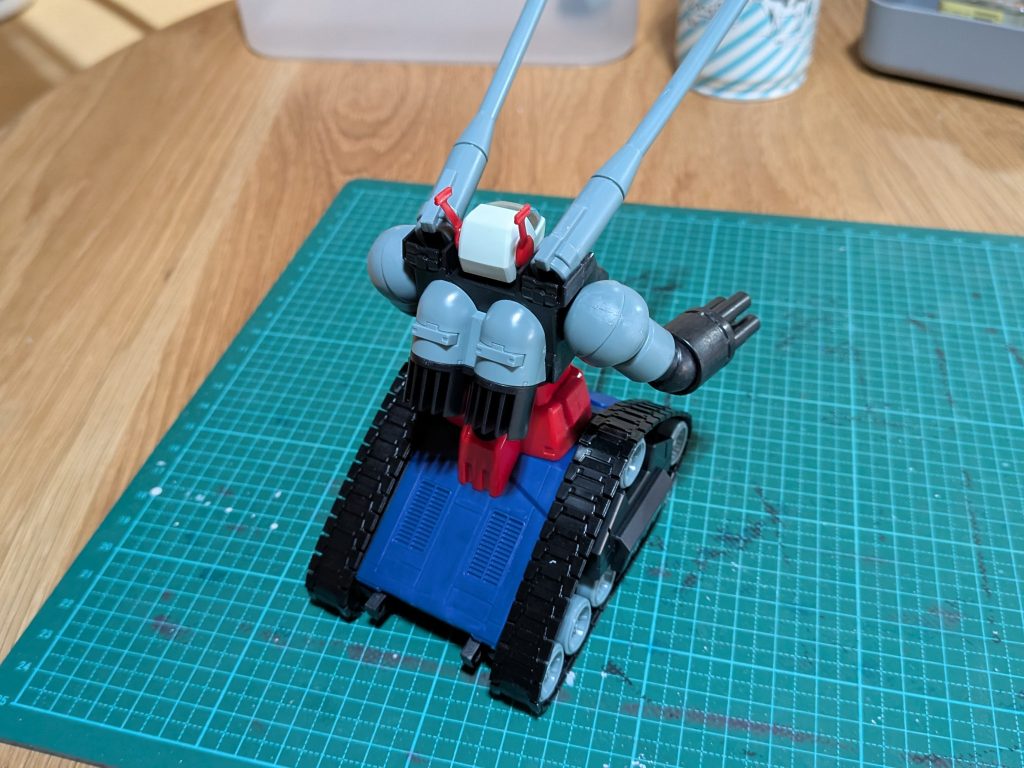 どちらのパーツを使うか迷ったけど、組み合わせかたで色々イメージが変わるので面白かったです。