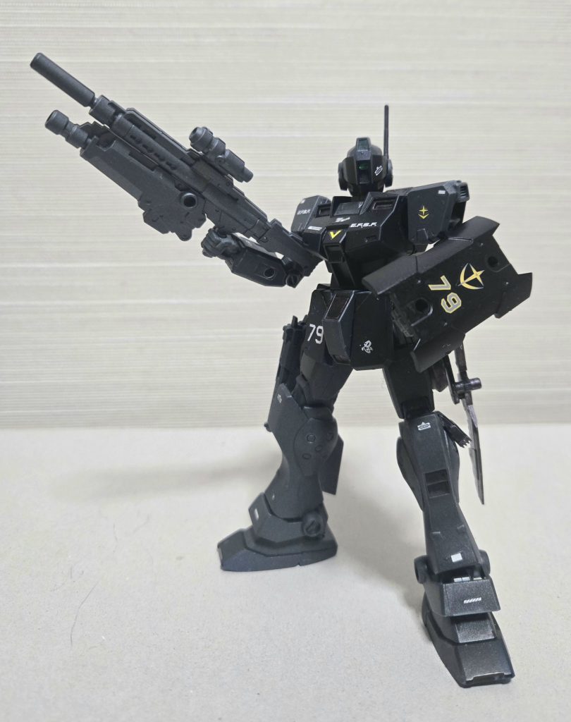 ライフルを掲げて一枚。最後まで見ていただきありがとうございました。