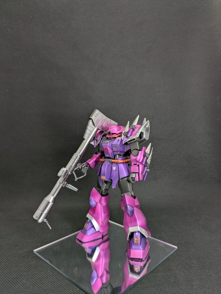 ヒートダート多くて失くしそーと思っていたら、案の定パーツ洗浄時に刃が1本消失。何回数えても足りなかったはずなのに、塗装時になったらなぜか数が揃ってました。ミステリー