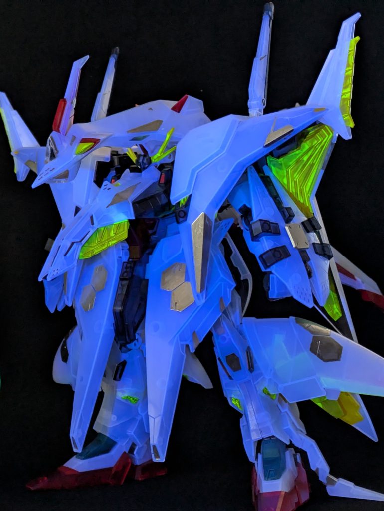 漆黒の闇にたたずむペーネロペー