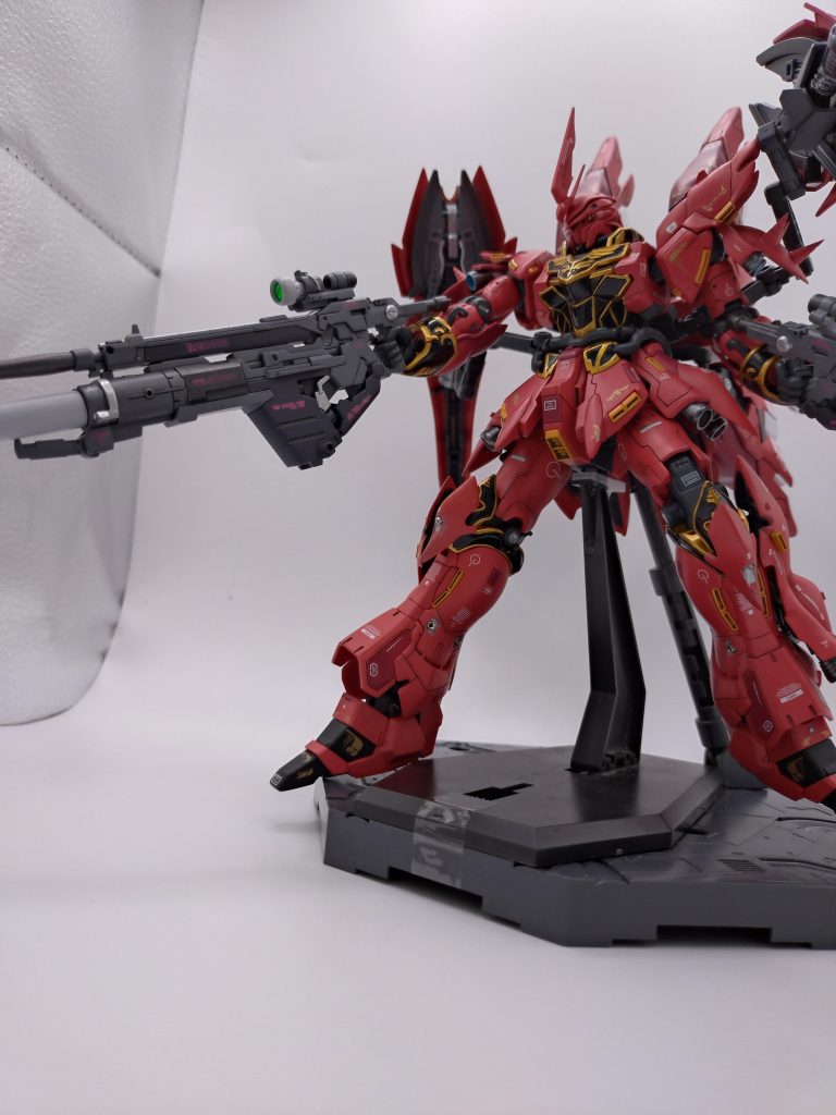 しつこく、別角度から。ちなみに、ディティールは、スジボリいつもより頑張って増やして、デカールもいつもよりマシマシで(表面処理よくないところ中心に貼ったのは内緒)