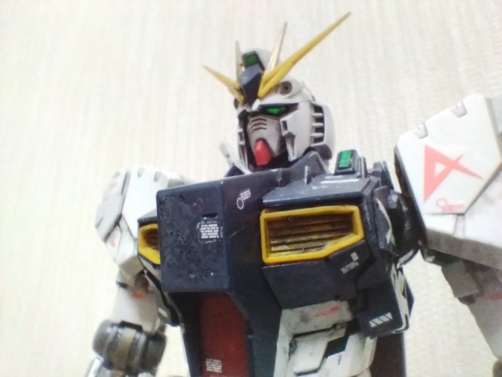 ガンプラ熱が再発した理由はららぽーと福岡で、実物大ニューガンダムを見たからでした。