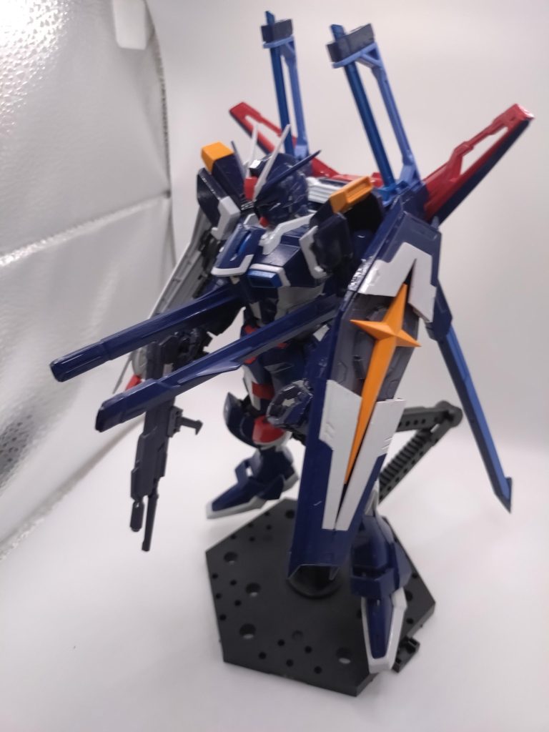 ビームライフルの手の保持力無くて、撮影時にポロリしそうになり、なかなか上手く撮影出来なかった(汗)