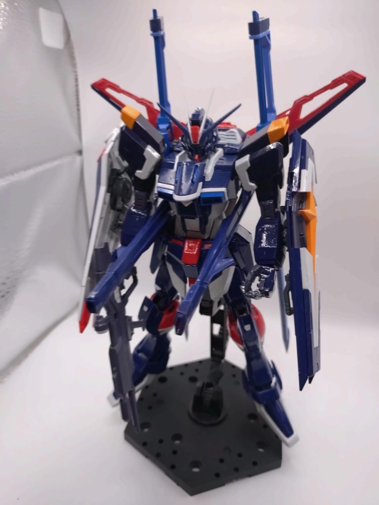 トップコートの光沢で仕上げて、輝きがマシマシです。相変わらず、万人受けしないクセのあるカラーコーディネートであれですが、最後まで見て頂いてありがとうございました(*^^*)