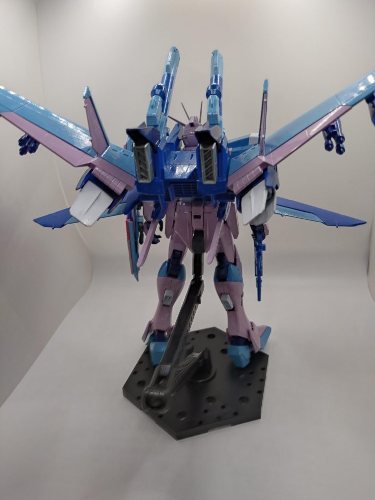 トップコートの光沢でツヤツヤに仕上げてます。