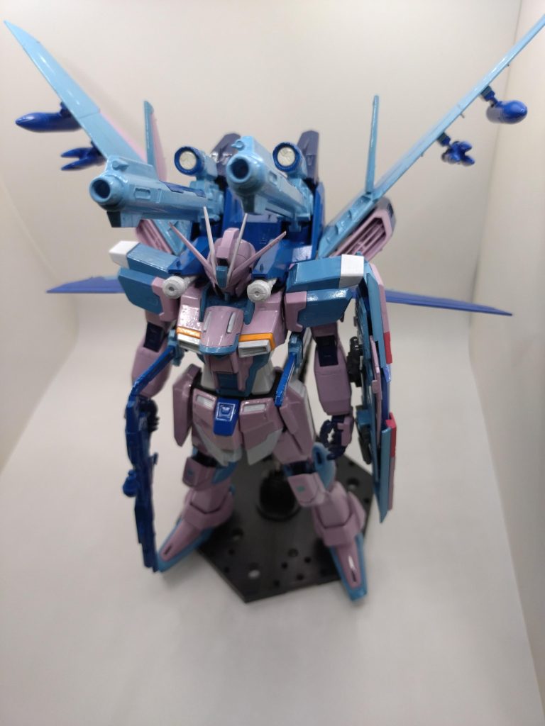 まぁ、コンセプトのかけらも無い、クセの強いカラーコーディネートになりました(笑)