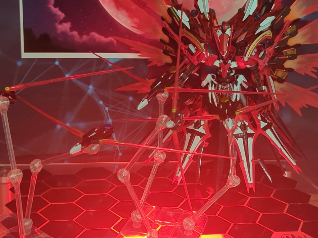 禁忌━カゴメカゴメ通常のビームサーベルの長さに延長しました。