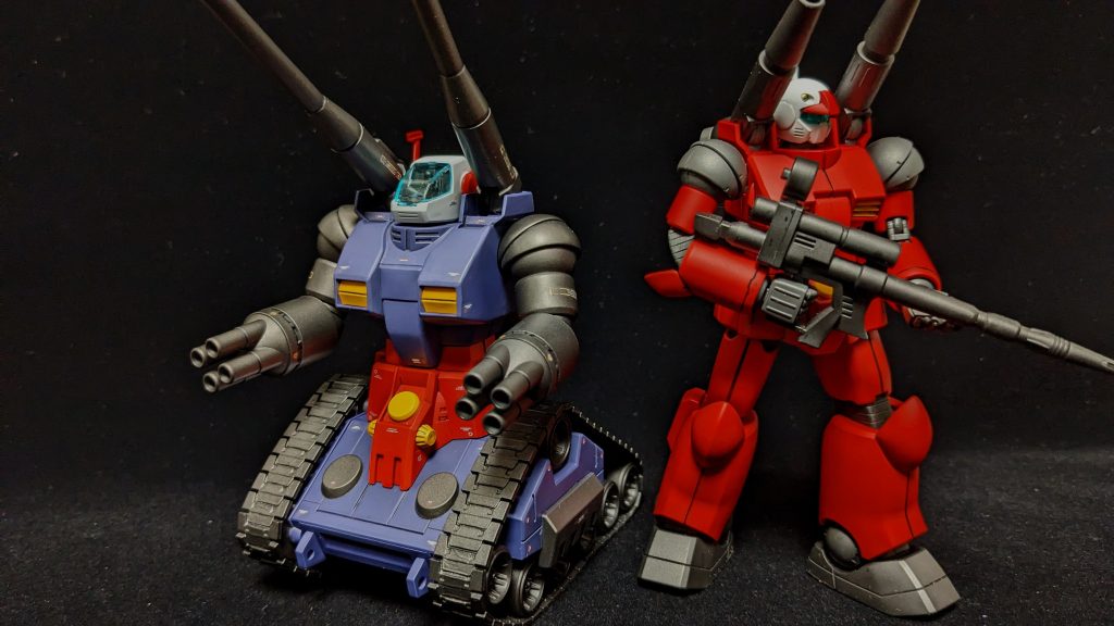 前に作ったガンキャノンとツーショット