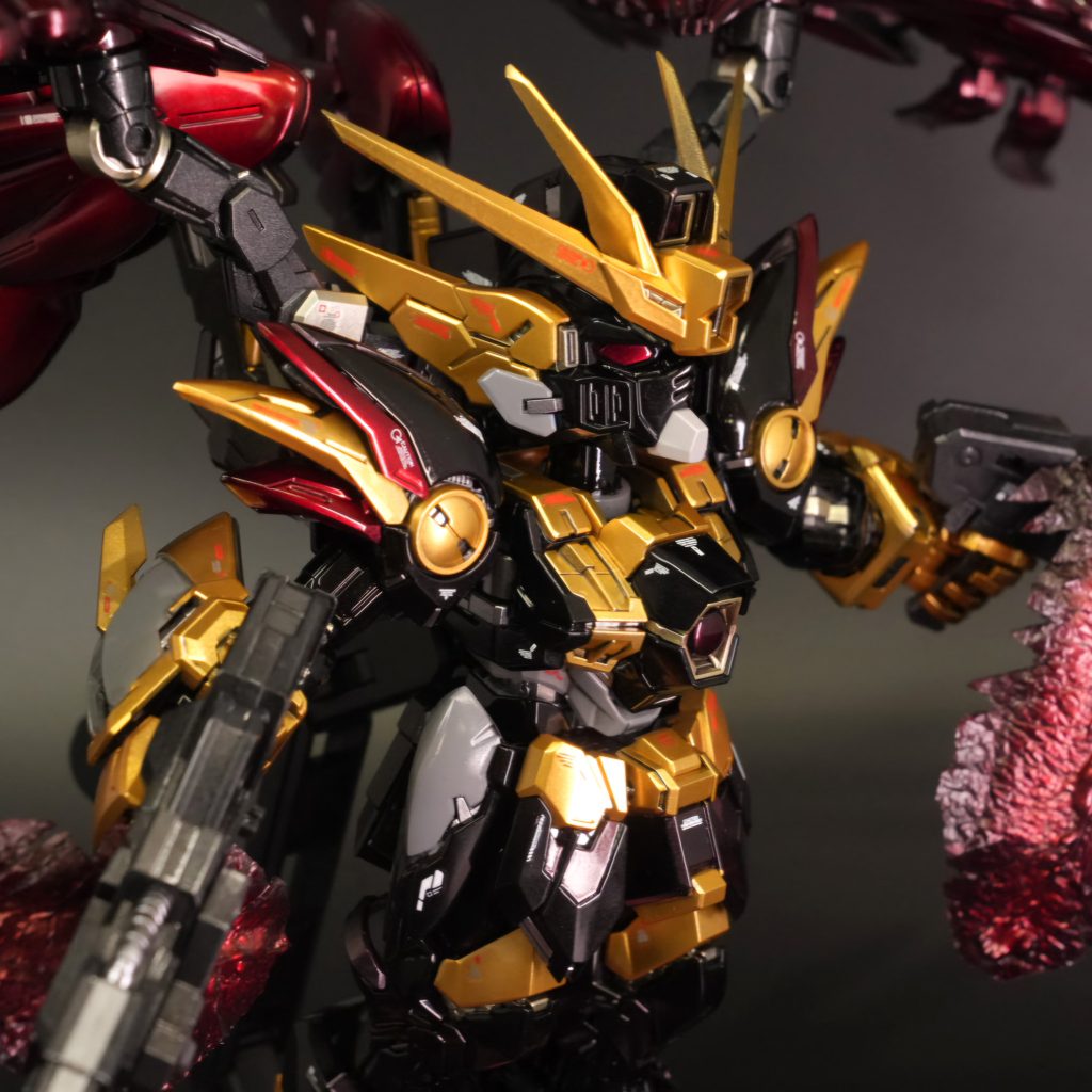 デカールはロボデカールとchopfactoryを主に使用うるさすぎない程度に貼りました