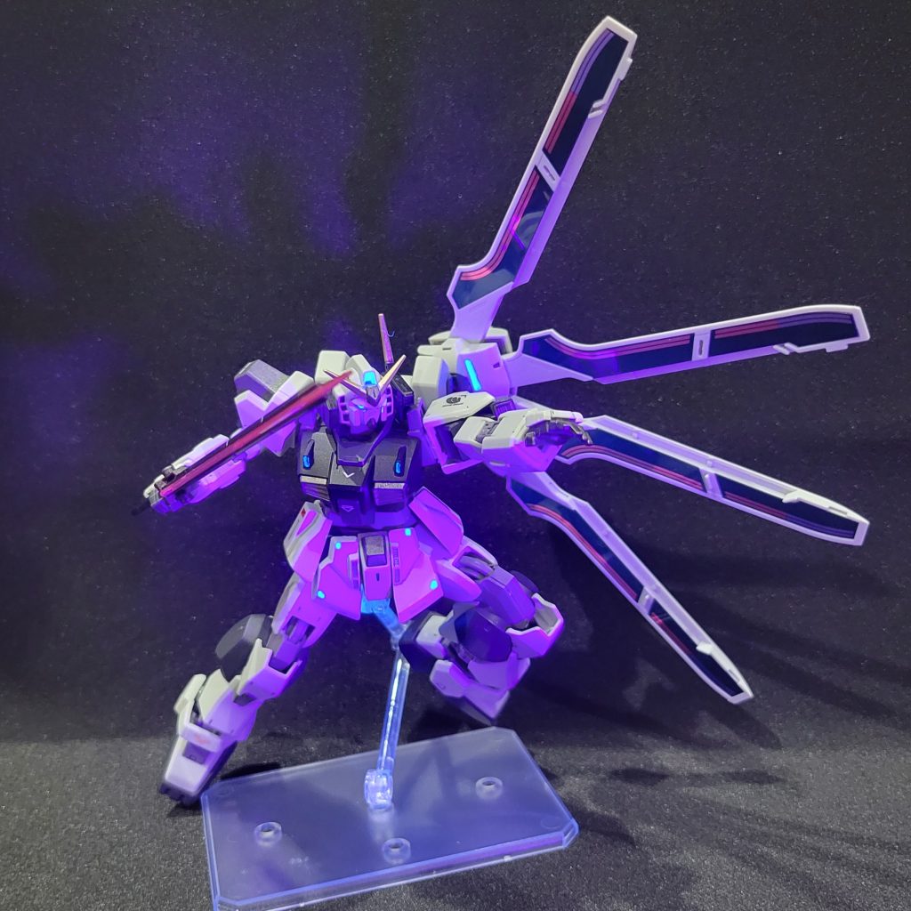 ツアラーVならブーストアップしないとねって事でブーストアップ仕様で光ります100系のマークIIやチェイサー、クレスタ好きでした、ただクレスタだけMTの設定無かったんですよね何でなん?それよかエンジンの1JZが良い音出るんすわ音聴くとドキがムネムネしますね、それと白の車体にカーボンボンネットなんか刺さるっすねー!ホイールは前後別々でドリ車ぽく、GTウィングは付けないでルーフスポイラー付けてちょい悪仕様な感じがめっちゃタイプすね、ちなみに拙者は乗ったこと無いですが!おっと早口ヲタが出てしまった!