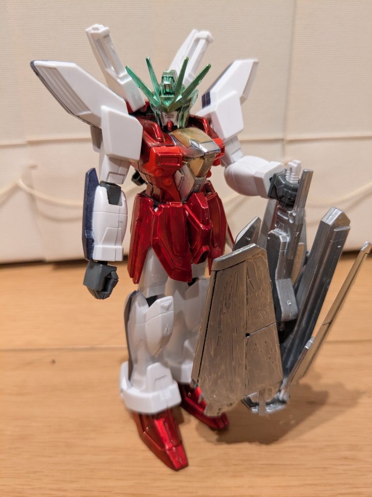 傘なんだから、開けば閉じることもできます。ディバイダー使ったのはこれができそうだったから。色イメージについて頭部は幽香の髪をイメージして、アンテナ、メットともメタリックイエローグリーン。体は、チョッキをイメージしてロイヤルメタレッド、リボンのイメージで胸上部とマイクロウェーブ受信部をイエローゴールド、シャツをイメージして胸中央をシャインシルバーです。 下半身はスカートと靴のイメージでロイヤルメタレッド。あとは部分的に、リボンやソックスイメージで、エックスの腕やふくらはぎ、肩のラインをメタリックダークブルーにしました。