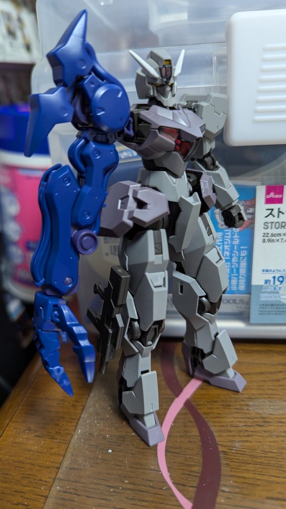 最初はこんな感じで始めましたが、どうせなら取っ替えようかと思いました