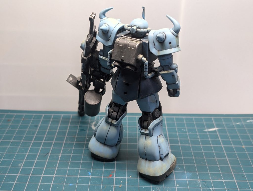 ひたすら塗ってはメラニンスポンジでこする作業