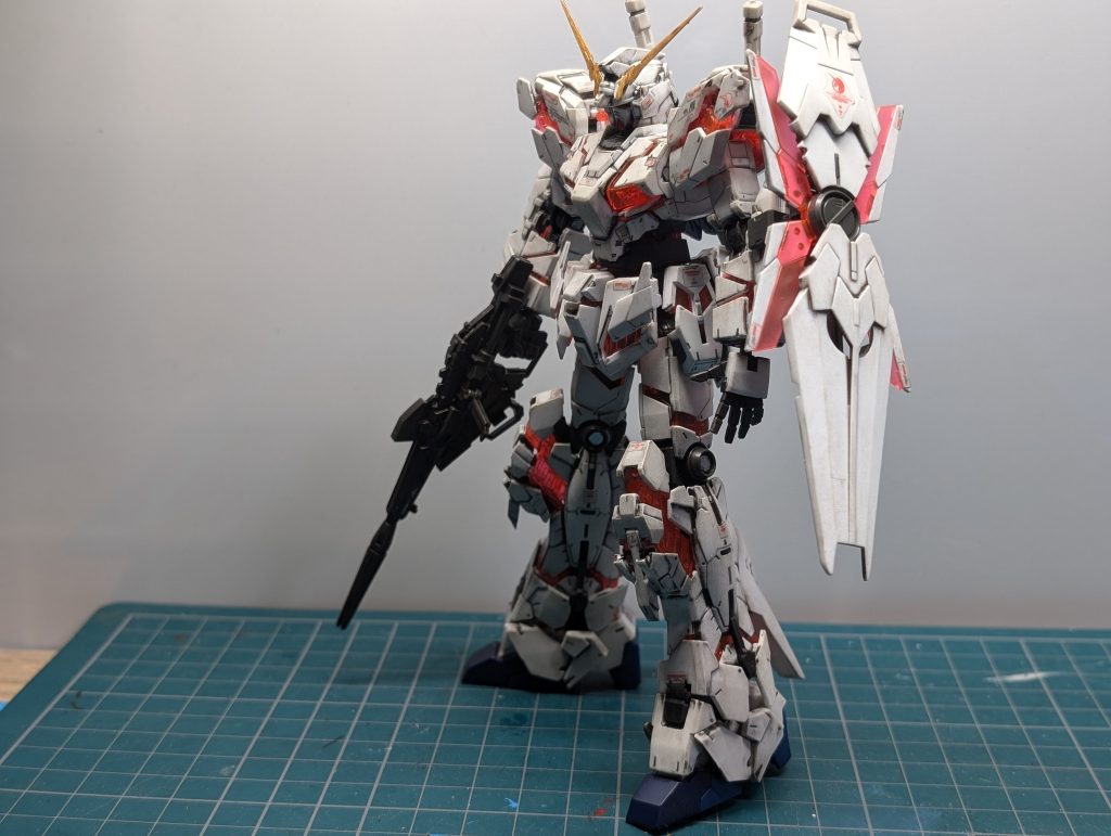 やっぱりRGはパーツ多いので素組するだけでめちゃくちゃ時間かかりました