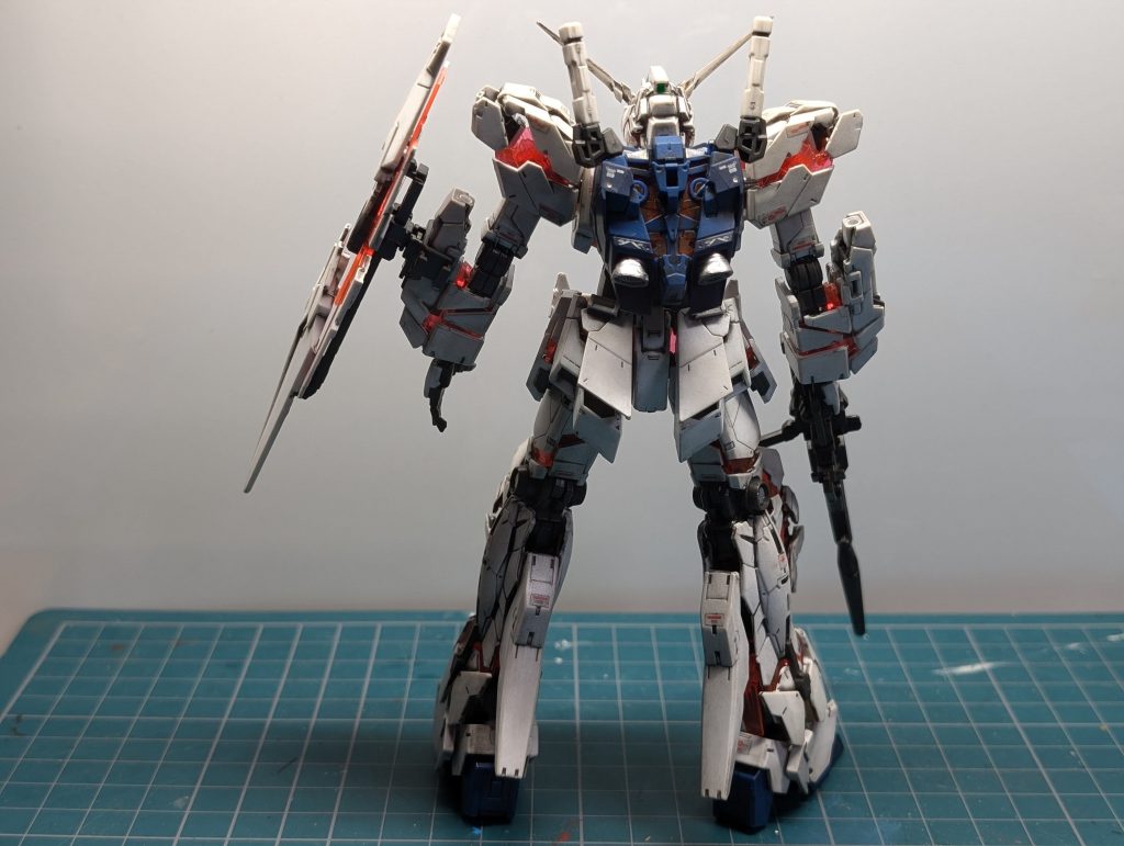 今回はちょっと汚し目で作成してみました。