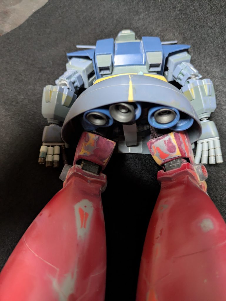 旧キットのバーニア内に他社バーニアのパーツを組み込みました。