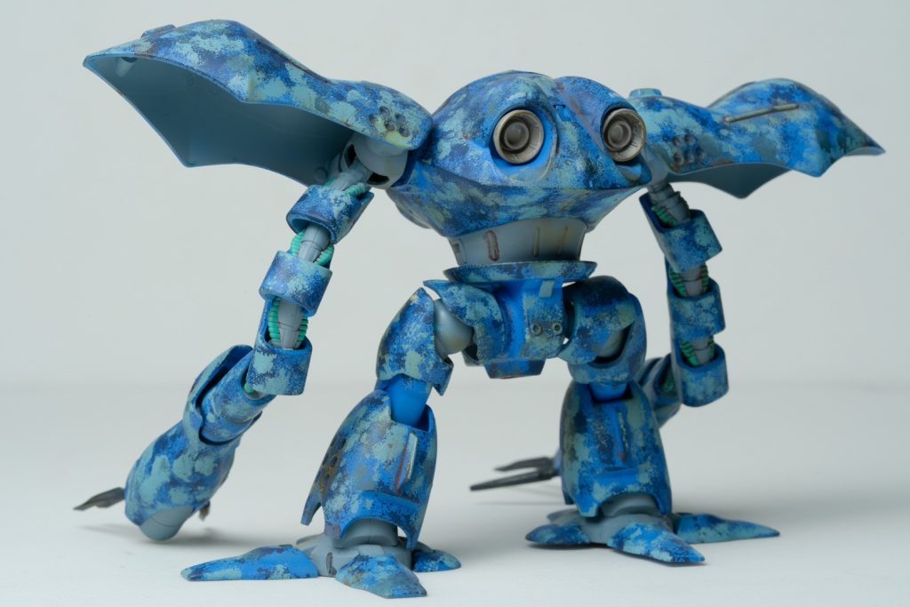 イメージとしては東シナ海あたりに配備されてそうな色合いでインスピレーションは中国海軍陸戦隊の迷彩柄をモチーフにしてみました。抜群に毒々しい色合いで異形なハイゴッグにはピッタリな柄ではないかなとw