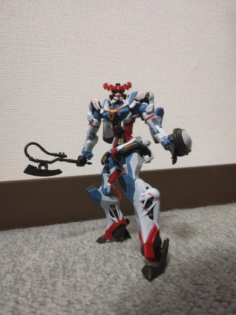 ヒートホークっぽいヤツ。先っぽを塗装すれば凄くカッコよくなりそう。