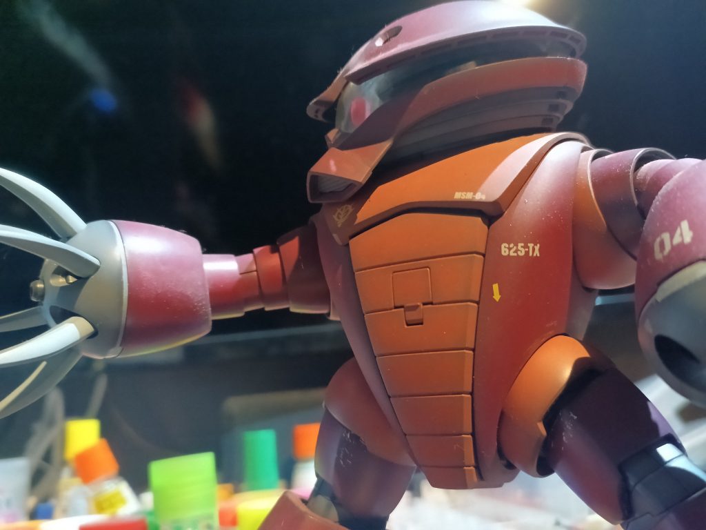 過去作 MG アッガイ エアブラシ塗装–4枚目/制作者：福田　義康