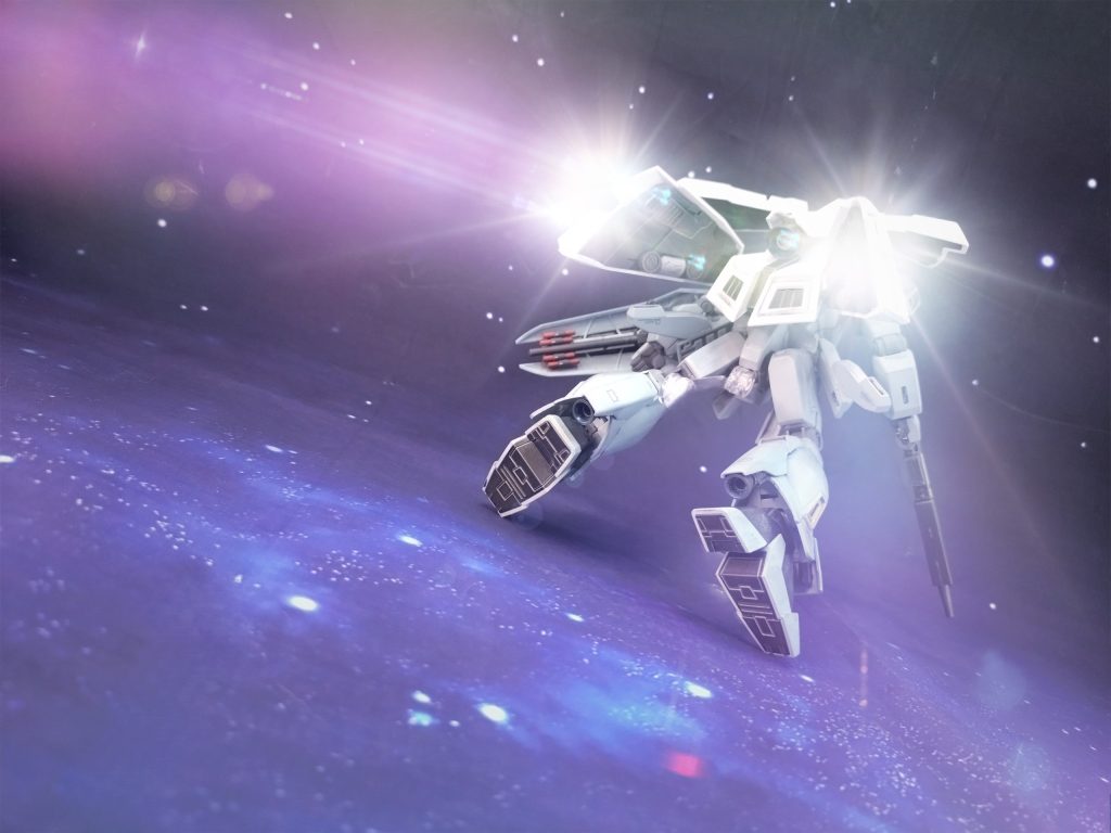 今、その背中には試作の追加ブースターユニットが搭載されている。何の因果か、正に今の状況に相応しい装備と言えた。ロンド・ベルによるアクシズ破砕工作は失敗し、前半分が既に地球落下コースに入りつつある。無駄とは解っていても、数を頼めば一縷の望みで支えられるかもしれないというのは、今この場に居るMS乗りなら誰もが抱く想いではないだろうか。もはや戦闘にはならない。ネオジオン艦からは撤退信号が上がり、ギラ・ドーガ達が引いていく。敵は、小惑星アクシズ。「間に合えぇぇぇ!」1秒でも早くアクシズに辿り着くべく、背中のブースター、マリオンバードを起動する。その鳥の翼のような形を初めて見た時、かつてBDを通じて知った少女の名前がふとカジマの口から零れ出た。「戦いたくない。でも愛する人は守りたい」というその少女の言葉がこの装備とどこか重なるように思えた。