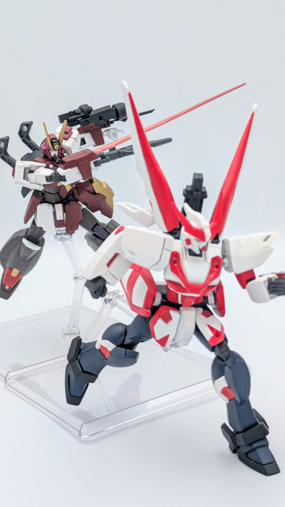 一味イメージの宝鍾海賊団製量産型ファントムと一緒に。リアルライブがあまりにも最高だったので、アーカイブを一生観てたら全然製作が進まず、気づけばこんなに遅く…。