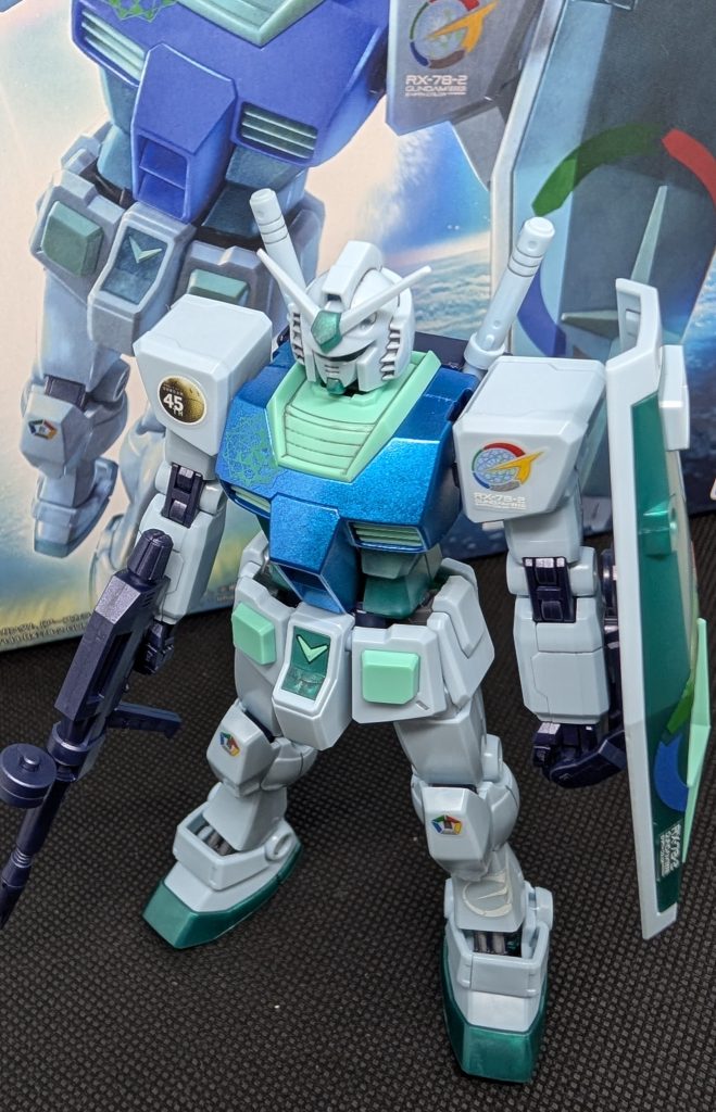 商品ページ見たときは色微妙かなと思いましたが実物見るとかっこいいです。