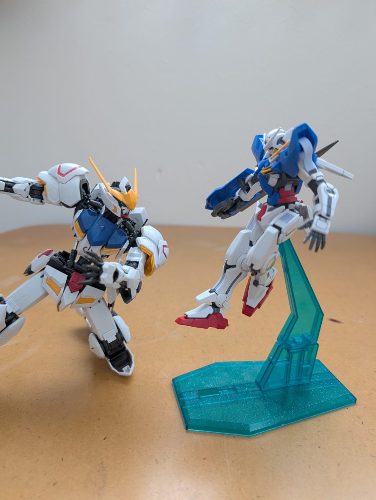趣向を変えてmgバルバトスと。ビルドファイターズでのmgガンダムとビルドストライクの戦闘シーンをイメージしました。